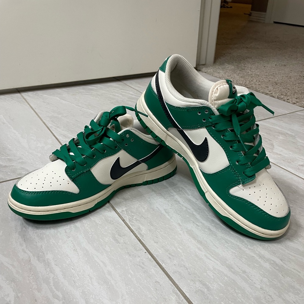 Lottery Dunks